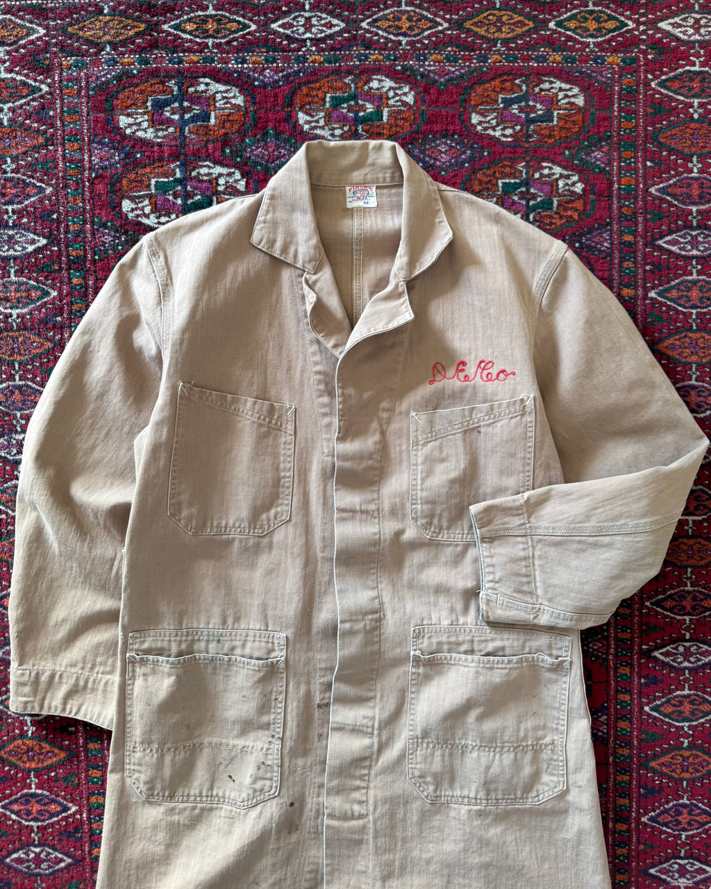 1940s Finicks Red Bar beige hbt labor coat