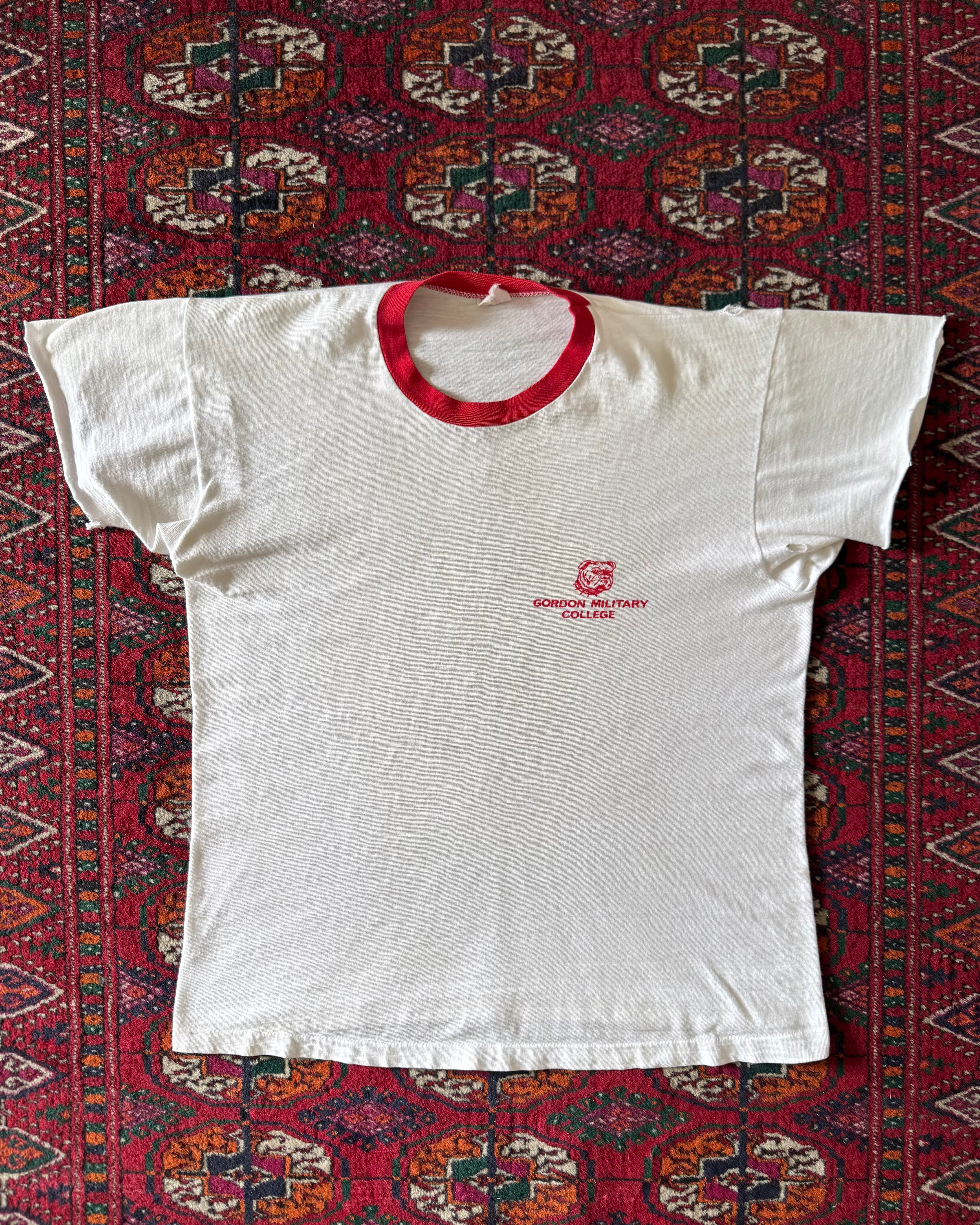 Vintage 1950s/60s champion running man, Gordon military college distressed T-shirt ￼