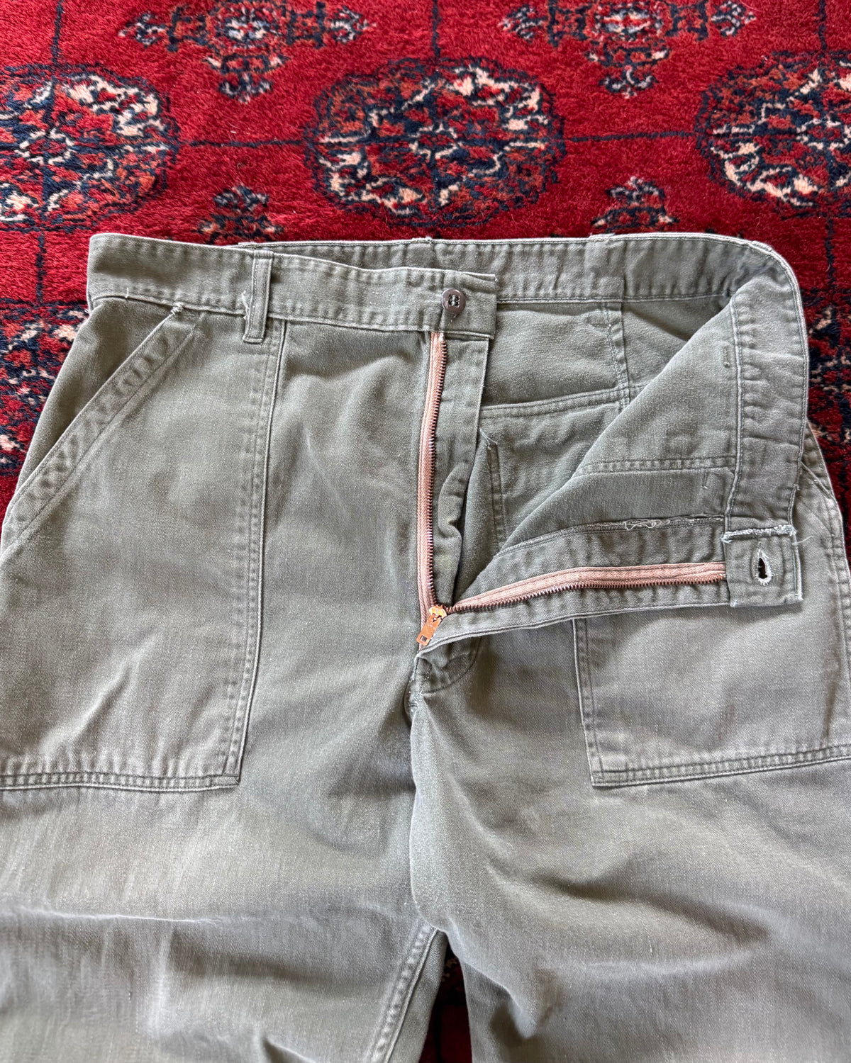 1970s zipper fly OG-107 fatigue pants