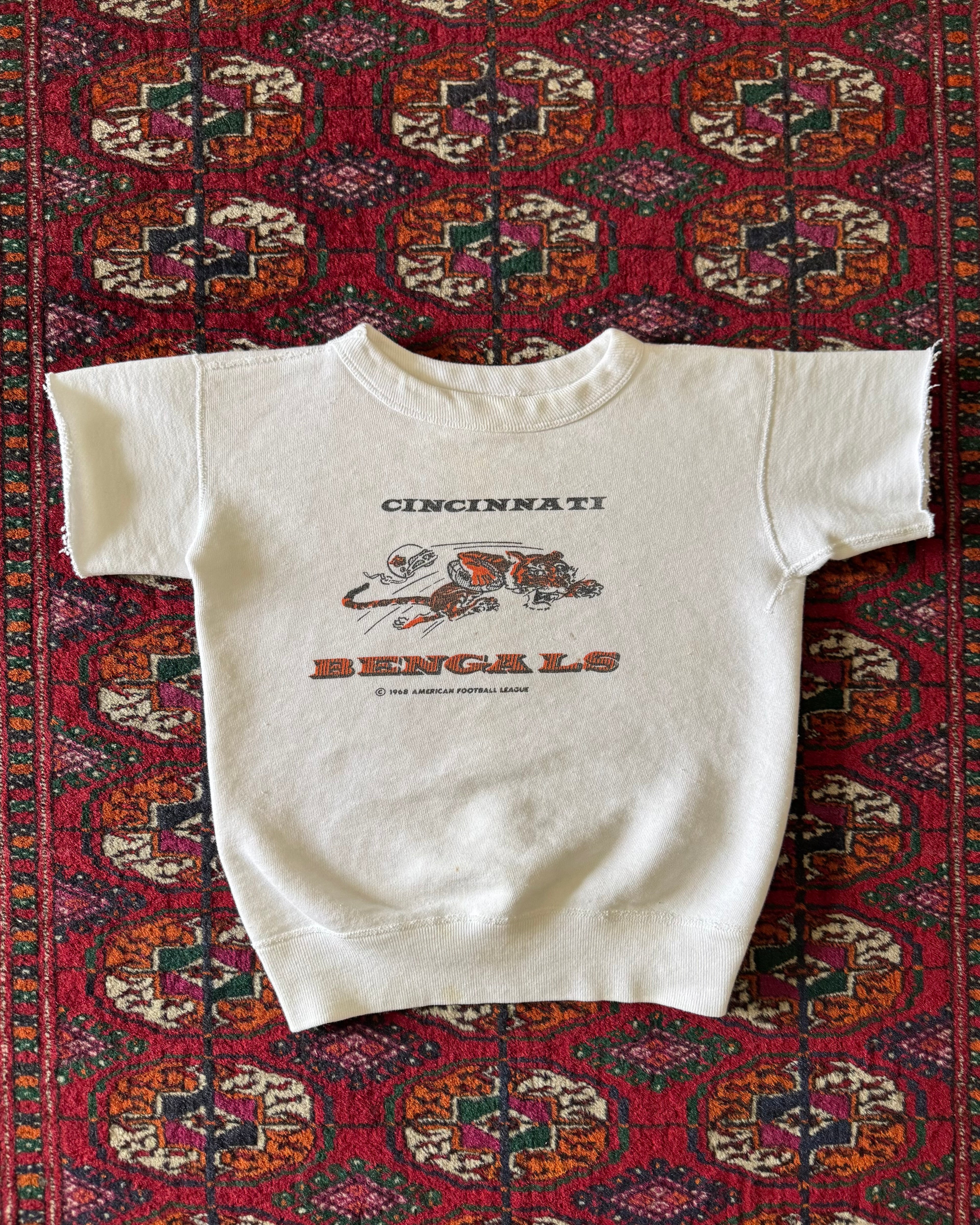 Vintage 1968 Cincinnati Bengals cut off sweat ￼