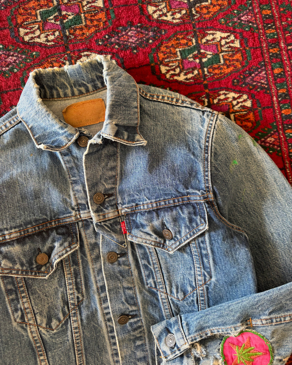Vintage 1960s/70s Levi’s 70505-0217 big E denim jacket with patches