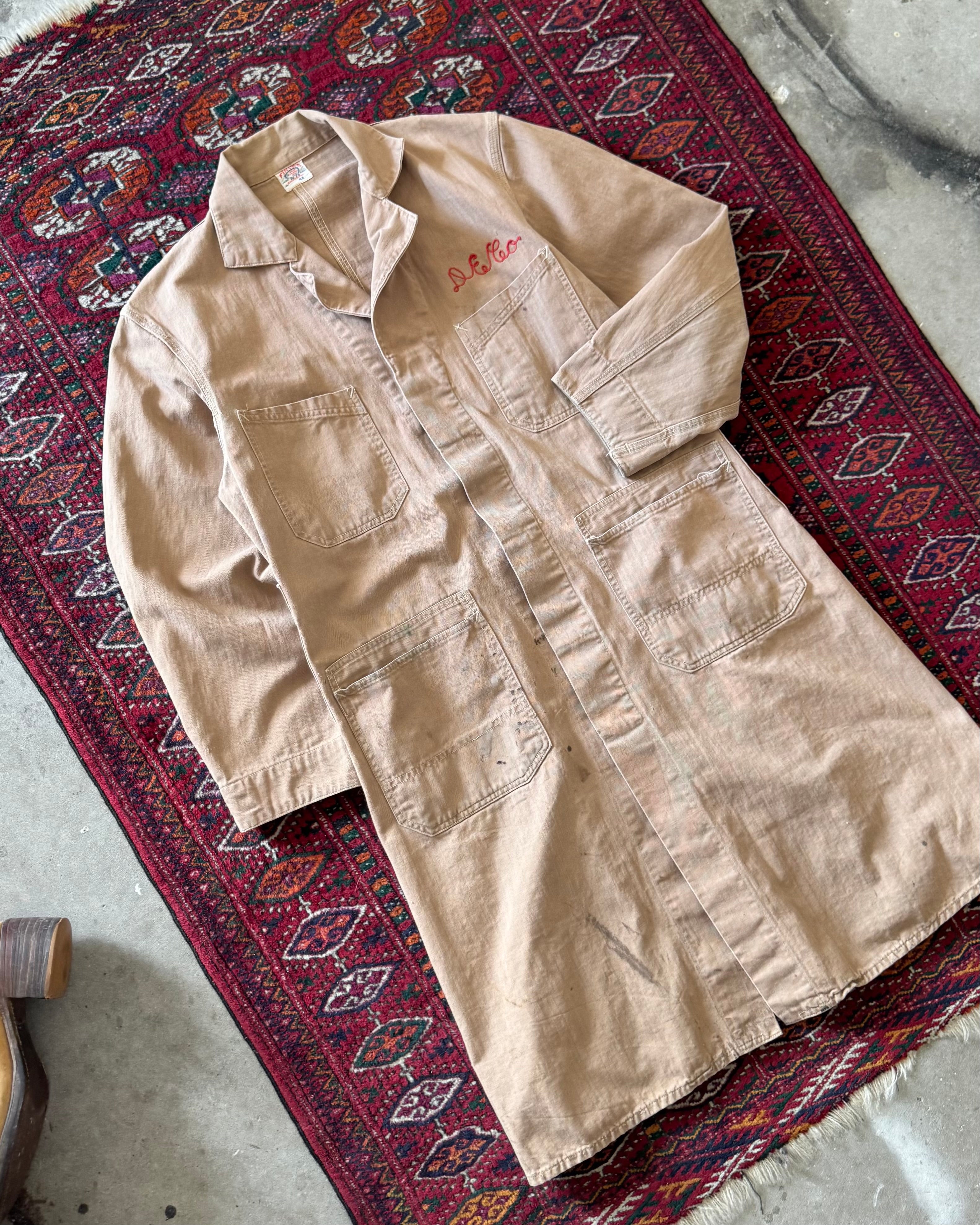 1940s Finicks Red Bar beige hbt labor coat