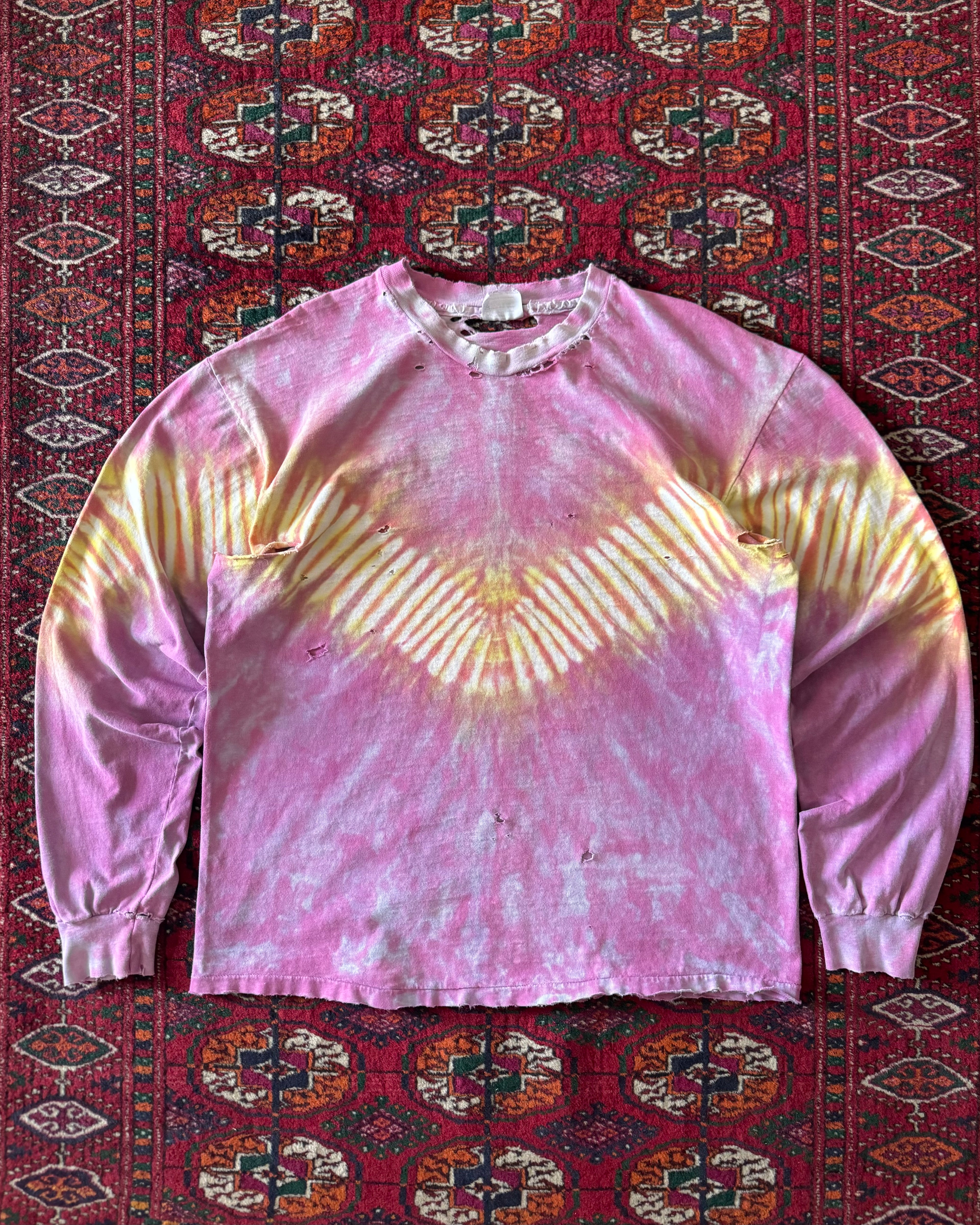 Vintage 1980s heavily faded and distressed tie-dye long sleeve ￼