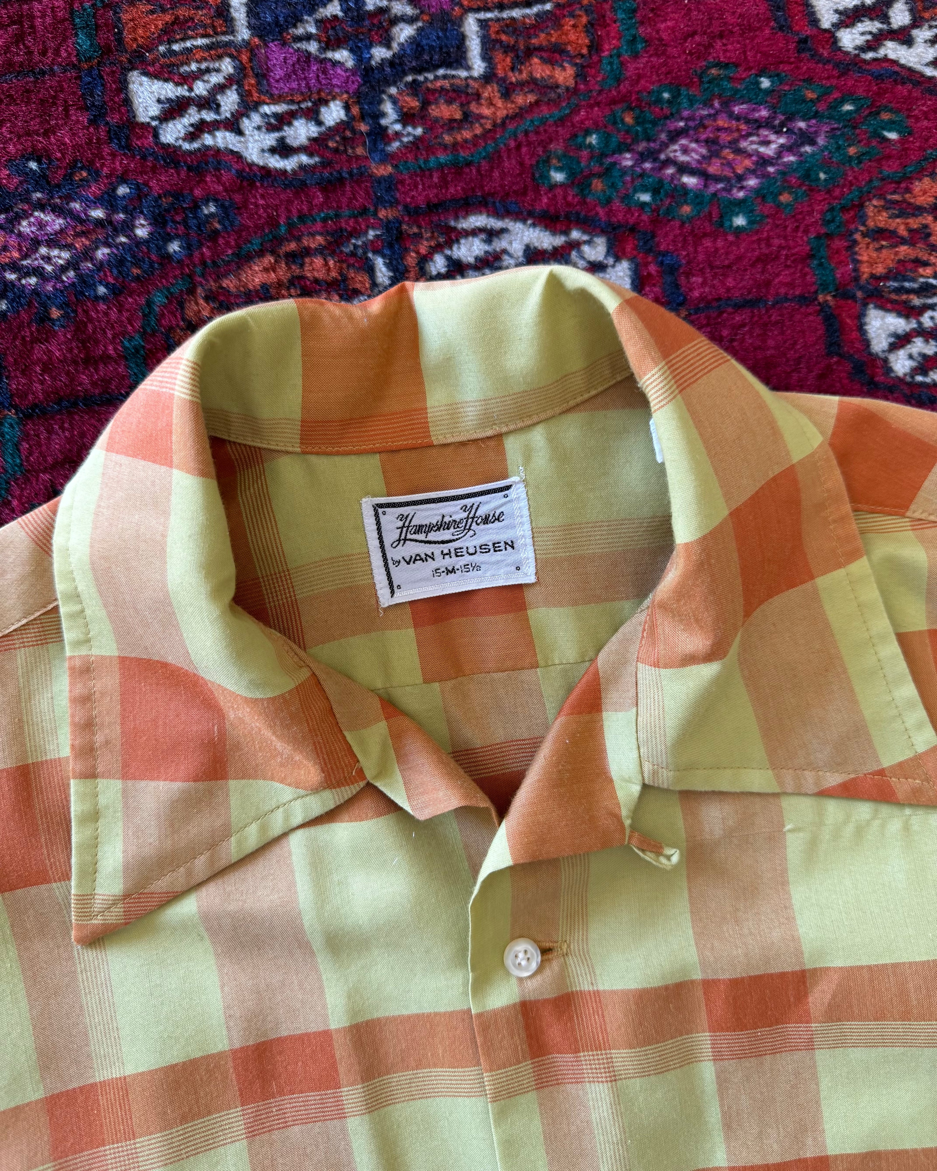 1960s Loop collar plaid shirt
