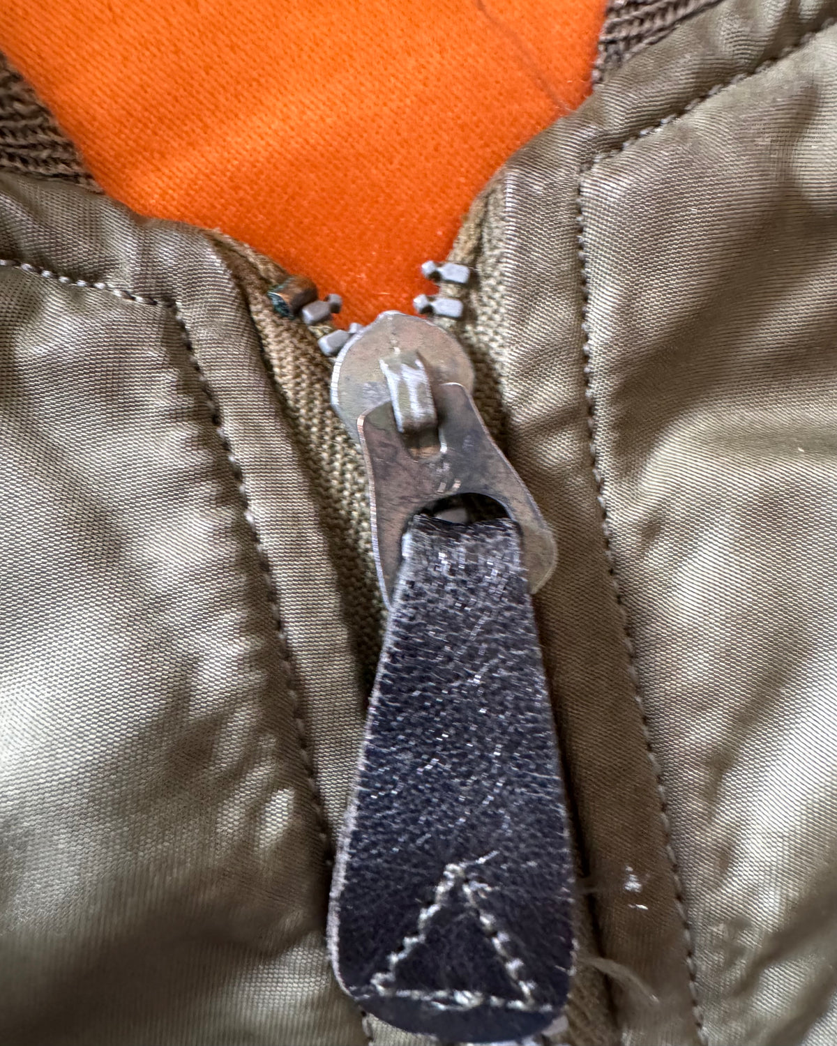 1960s L2B army bomber jacket