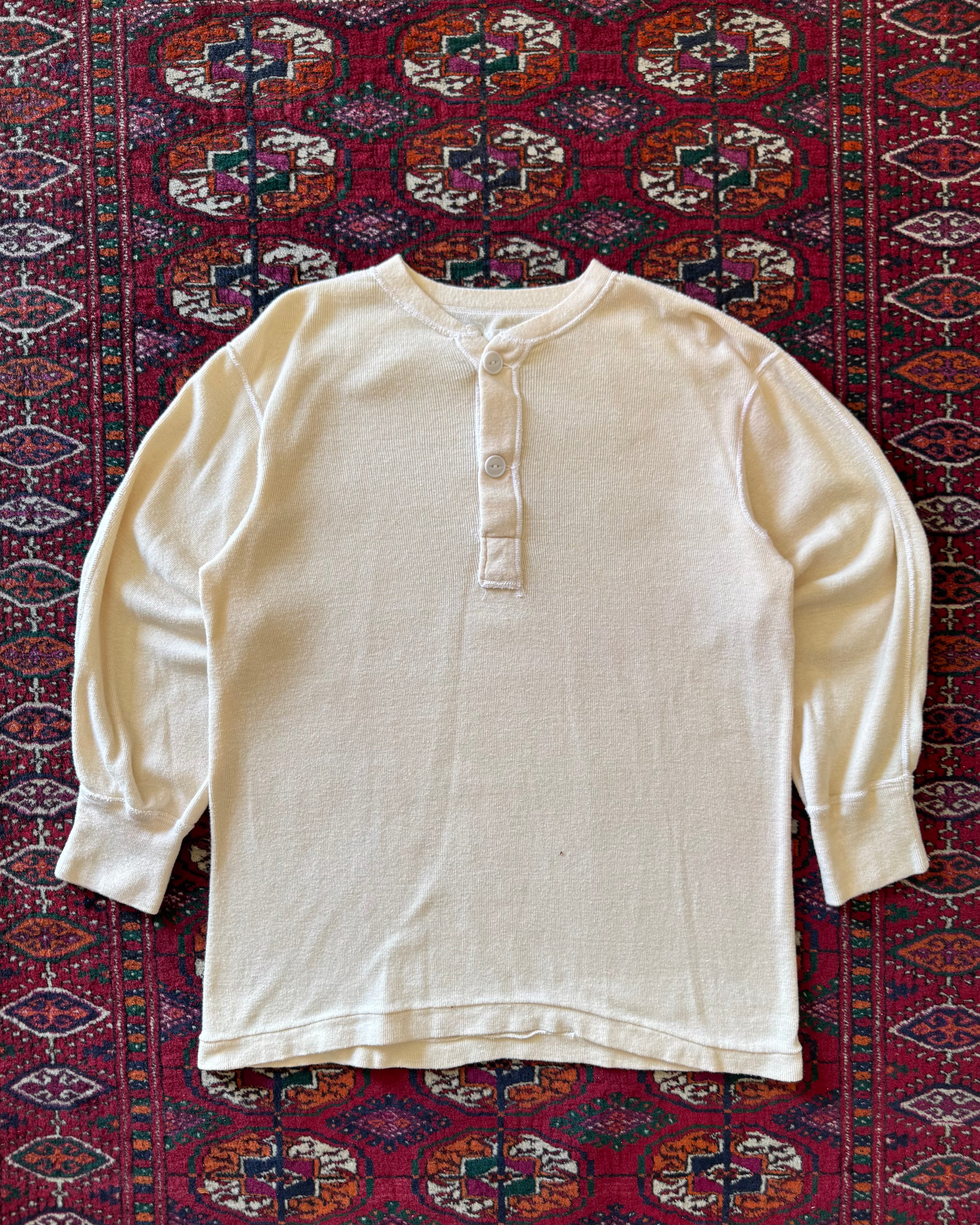 1960s cats eye button army undershirt