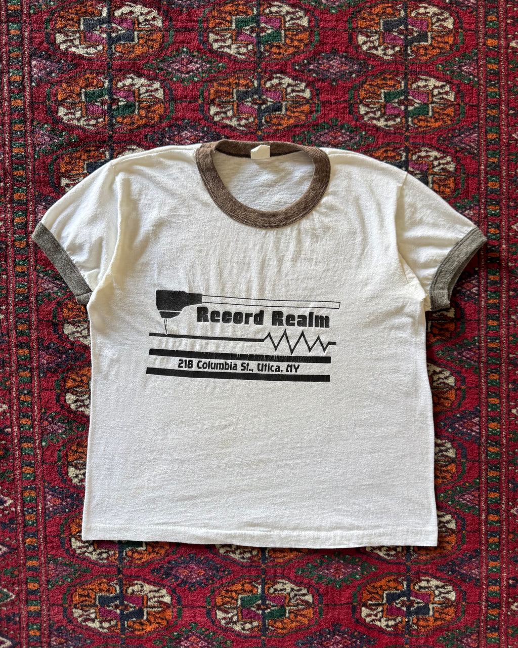 1980s Brooklyn record shop ringer