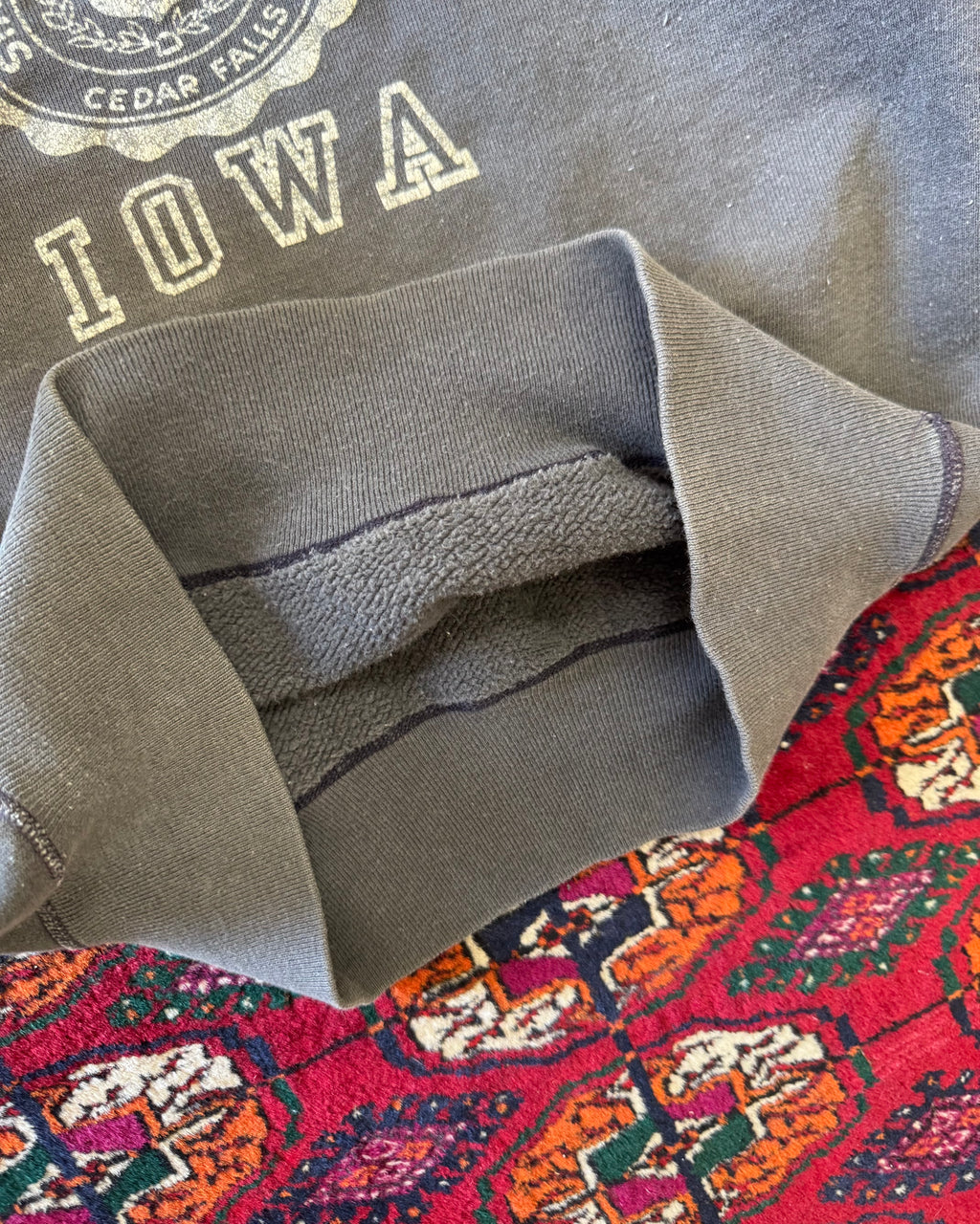 Vintage 1950s Iowa State College faded black sweatshirt
