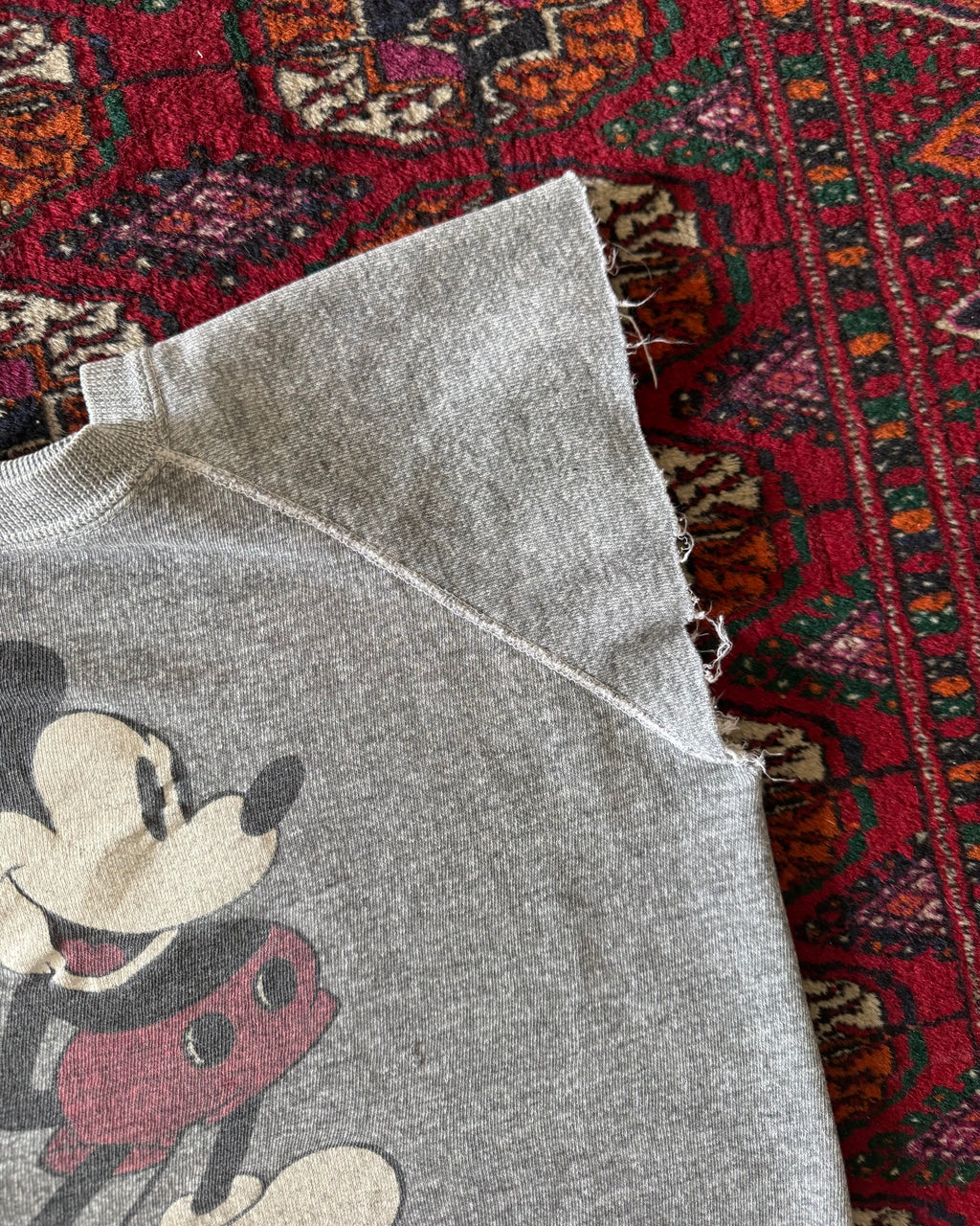 Vintage late 70s/80s Mickey Mouse cut sweat