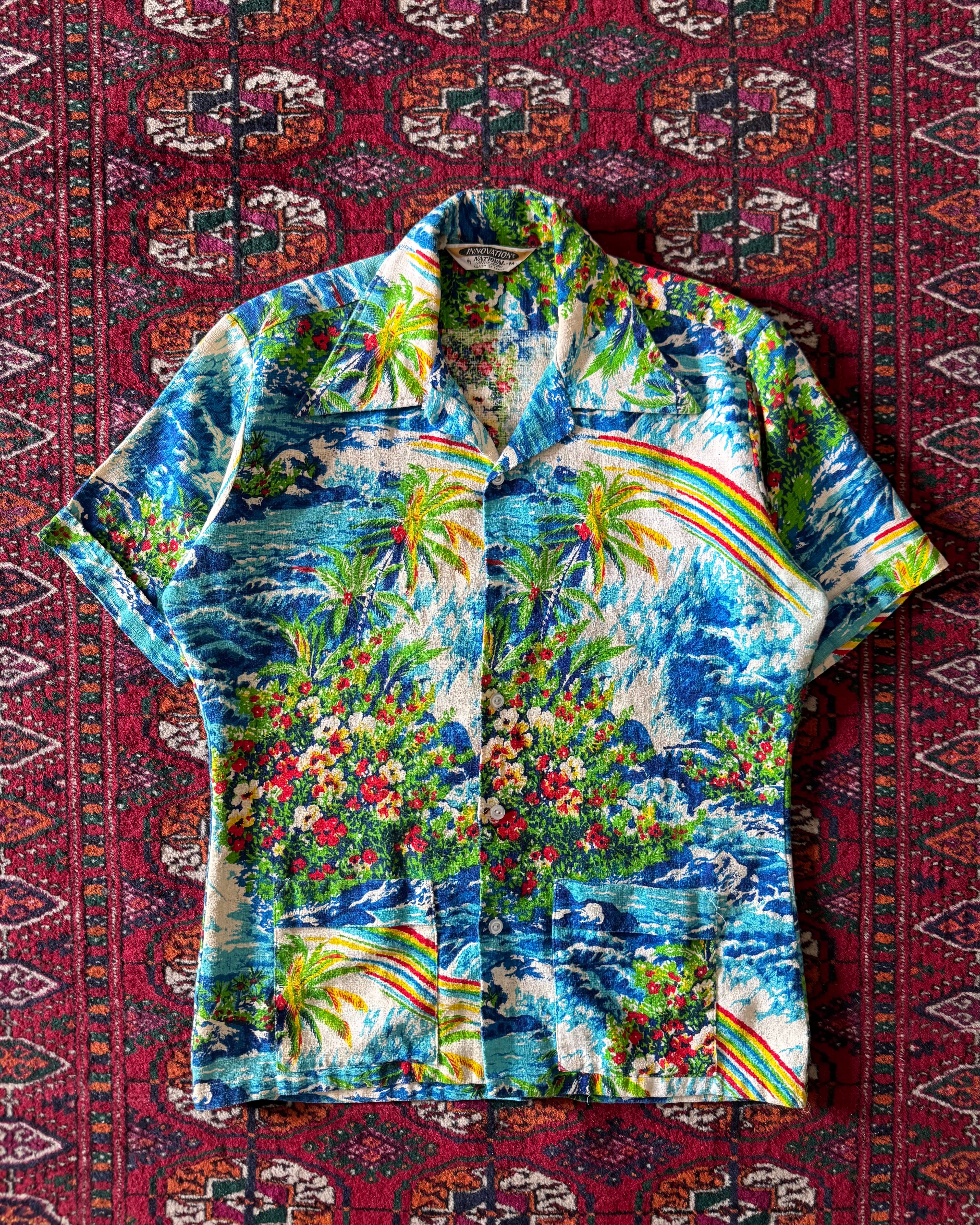 Vintage 1960s/seventies Hawaiian paradise print dagger collar button down ￼