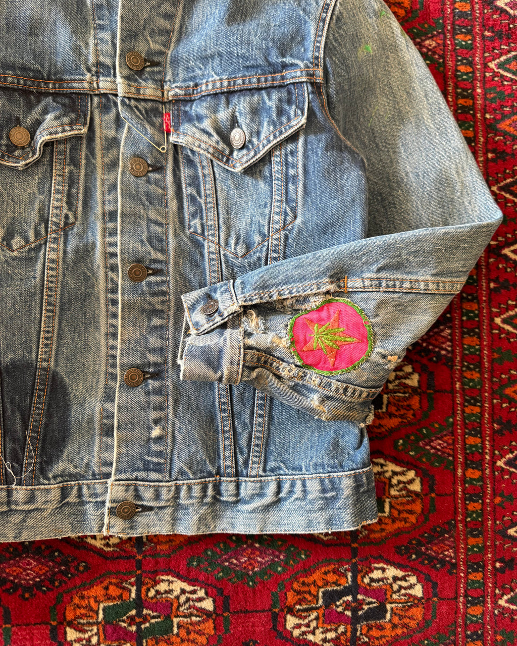 Vintage 1960s/70s Levi’s 70505-0217 big E denim jacket with patches