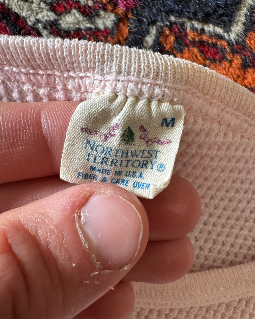 Vintage 1980s pink distressed thermal undershirt ￼