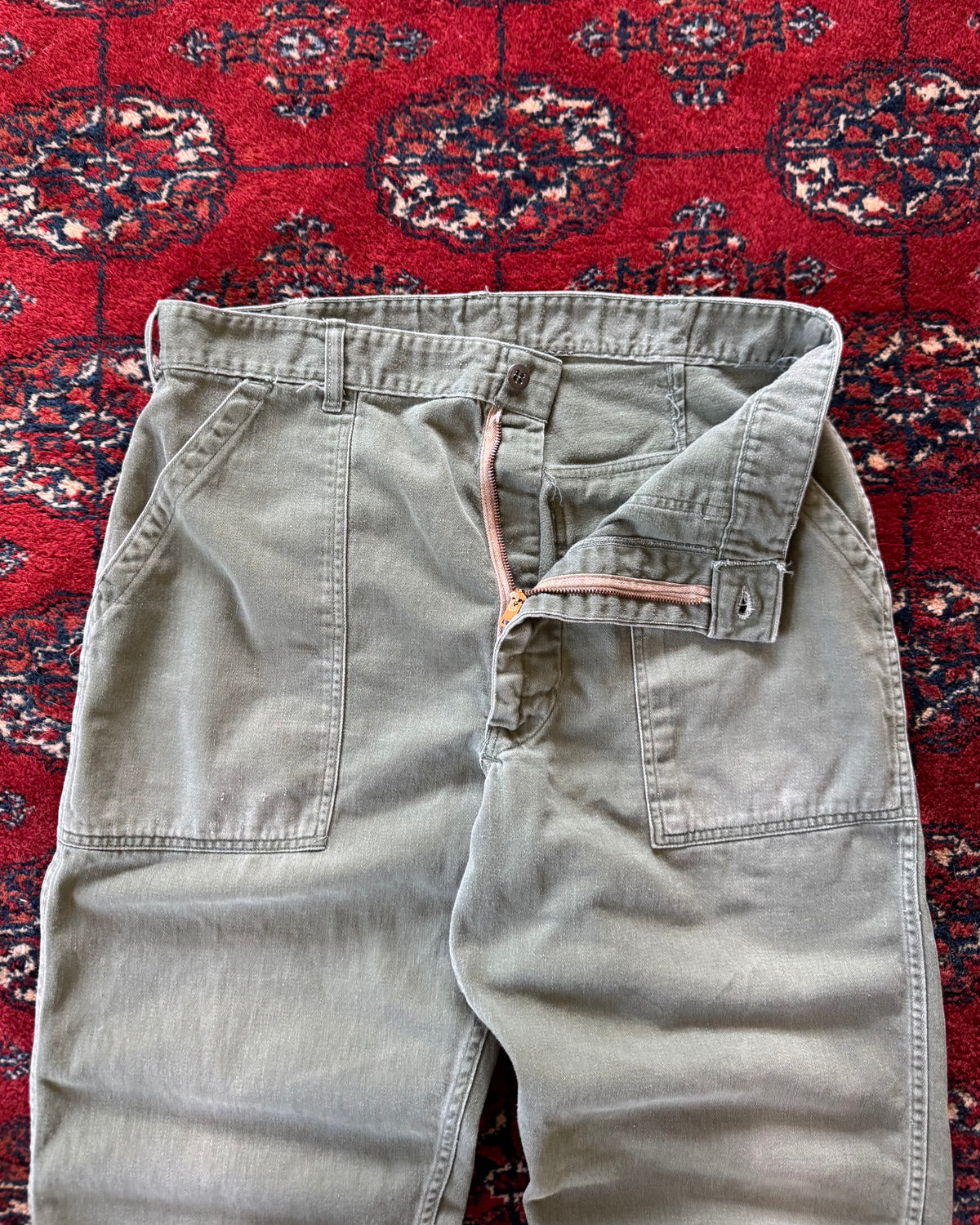 1970s zipper fly OG-107 fatigue pants