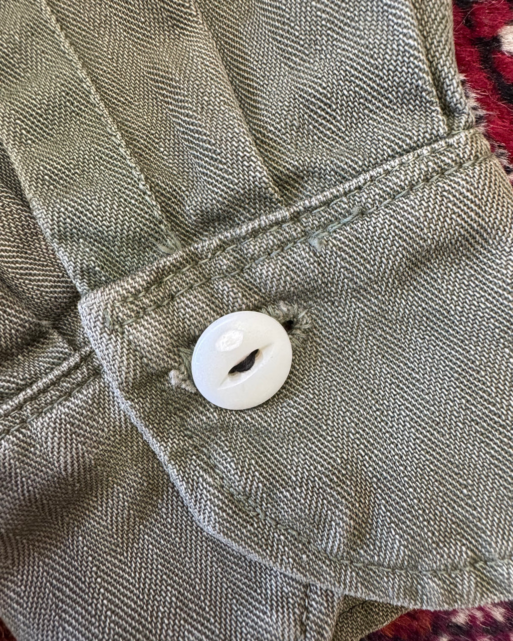 Vintage World War II era, donut button, HBT custom drawn senior jacket  ￼