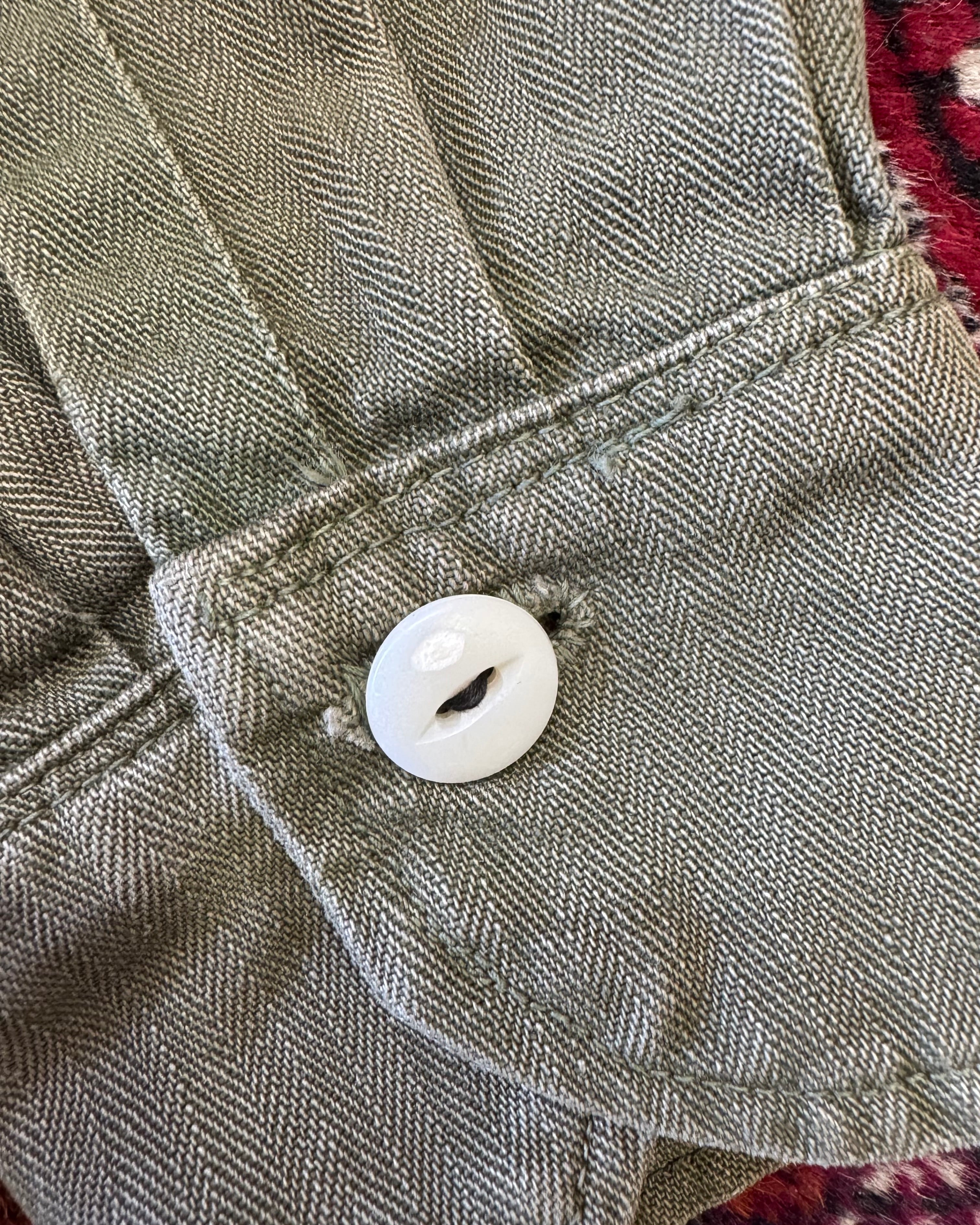 Vintage World War II era, donut button, HBT custom drawn senior jacket  ￼