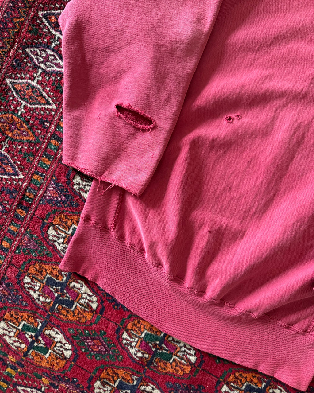 Vintage 1980s/90s faded distressed red champion reverse we cut off￼