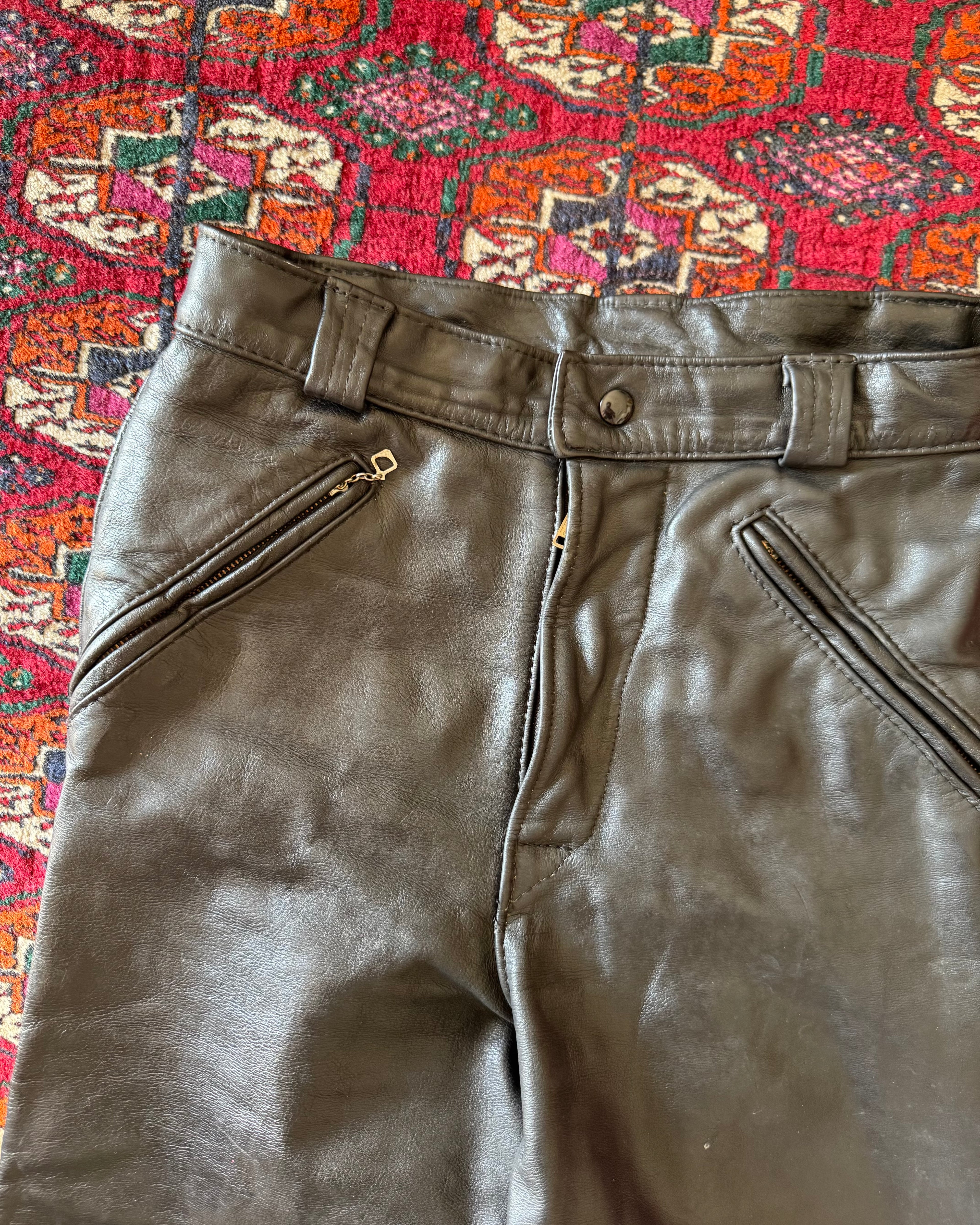 Vintage 1970s Bates California leather racing pants￼