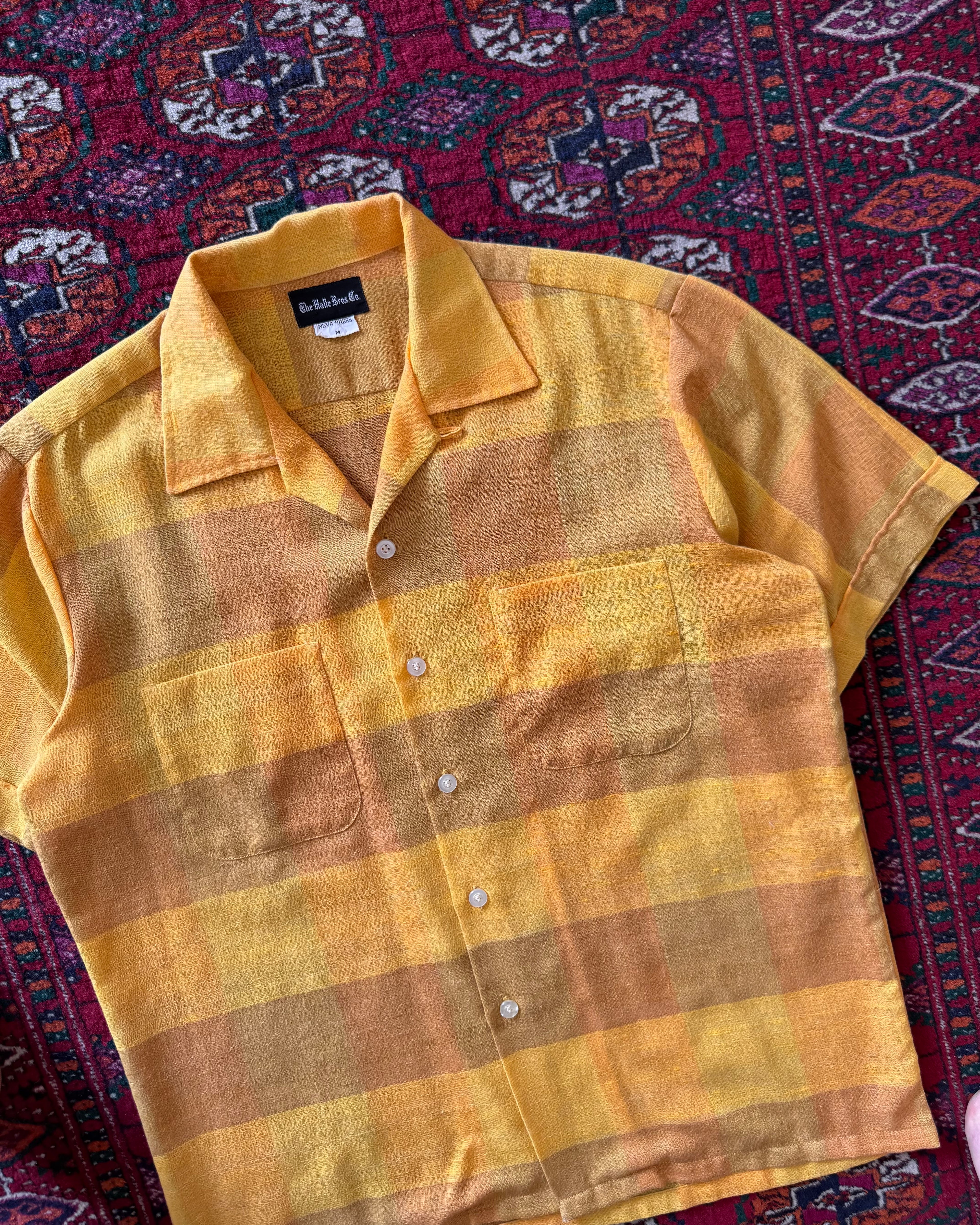1960s plaid neva-press loop collar