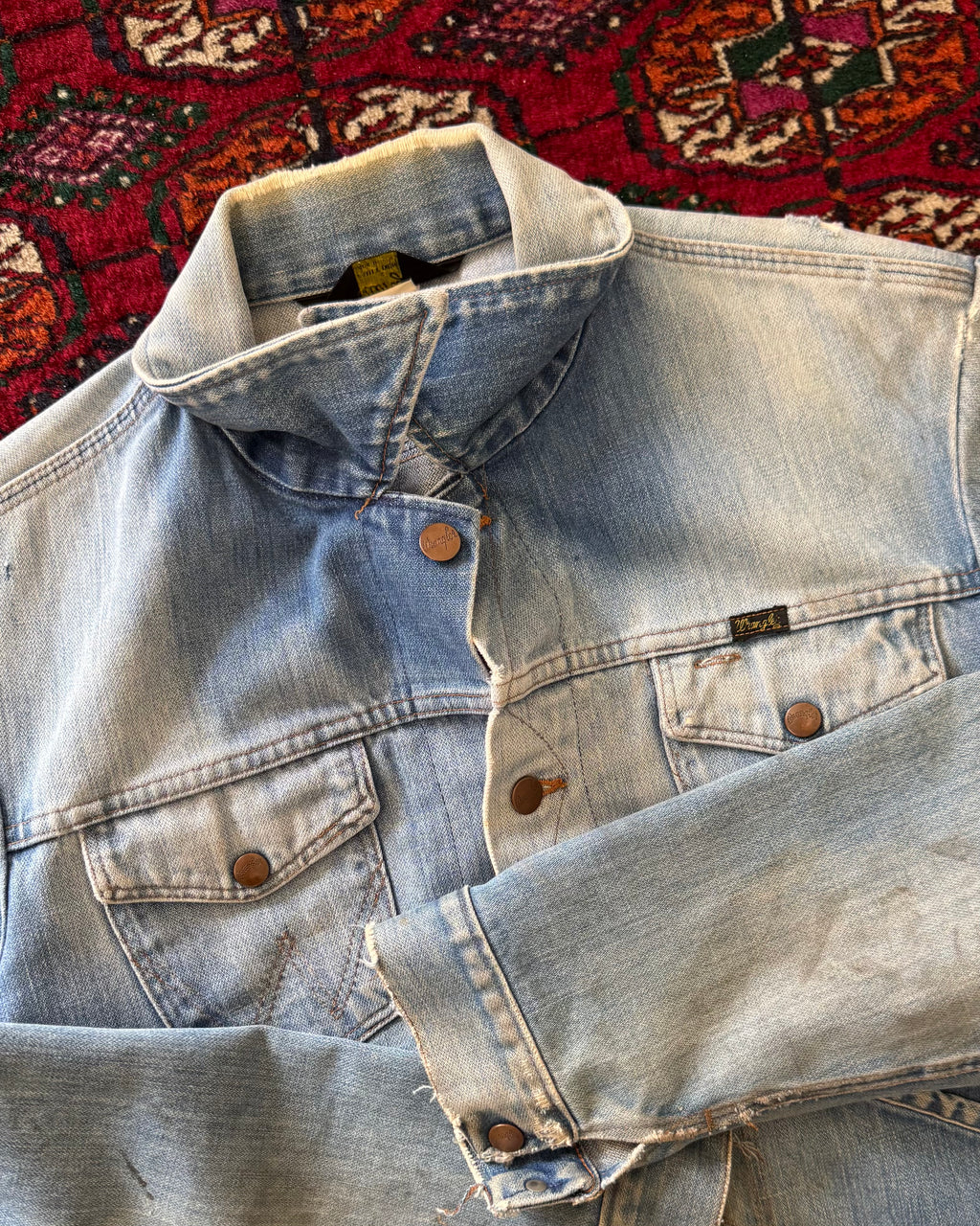 1980s wrangler faded no fault denim jacket